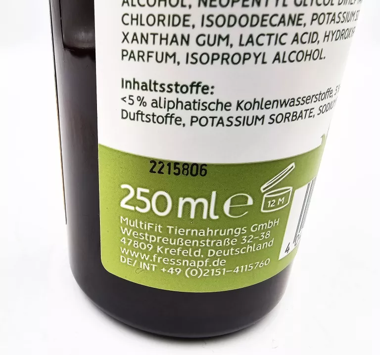 SZAMPON DLA PSÓW UŁATWIAJĄCY ROZCZESYWANIE NATURALLY GOOD / 250 ML
