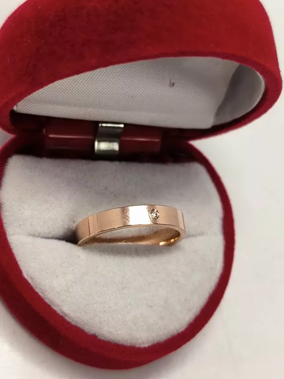 zloty-pierscionek-p-585-roz-13-waga-338g-rozmiarsrednica-wew-mm-372-13