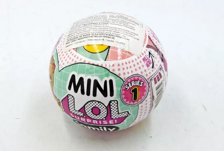L.O.L. SURPRISE OMG MINI FAMILY