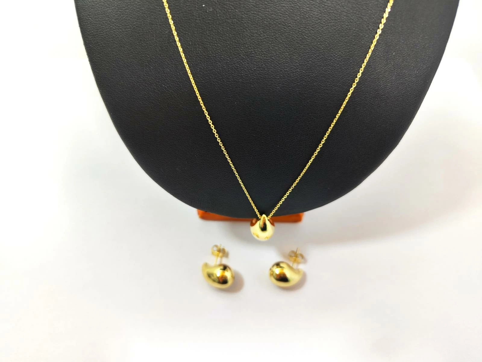 zestaw-srebnej-bizuterii-pozlacanej-lancuszekkolczyki-rodzaj-zapiecia-2207-1