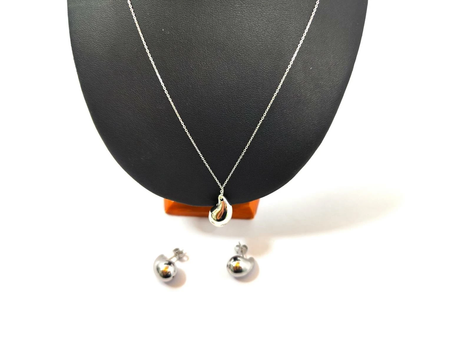 zestaw-srebnej-bizuterii-lancuszekkolczyki-rodzaj-zapiecia-2207-1