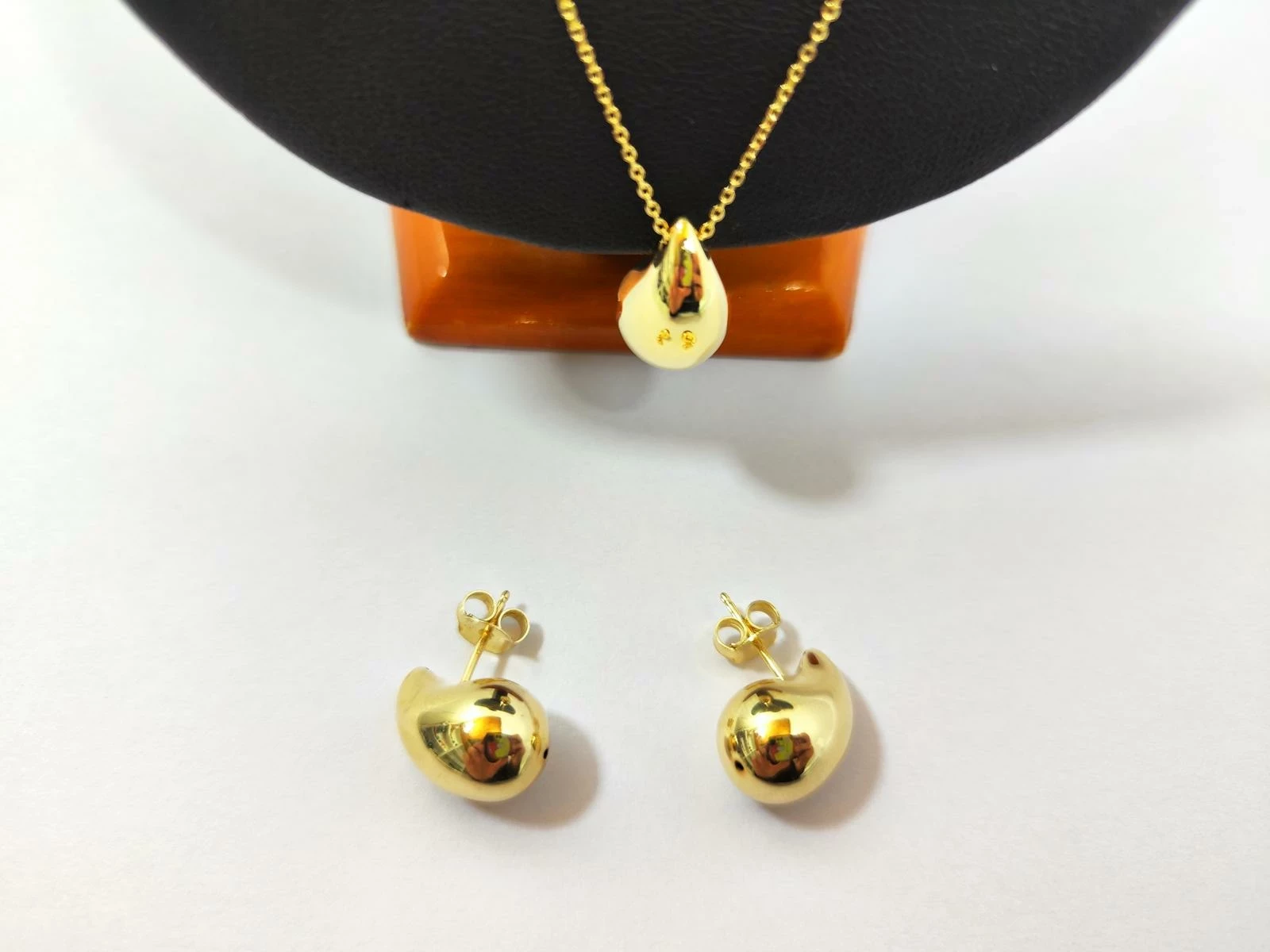 zestaw-srebnej-bizuterii-pozlacanej-lancuszekkolczyki-material-15835-4