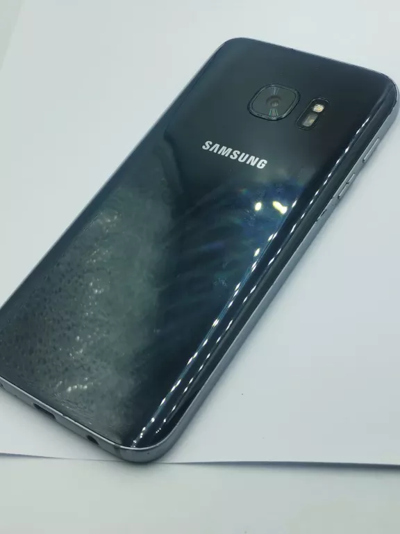 SAMSUNG GALAXY S7 32/4 WYPALA SIĘ EKRAN USZKODZONY
