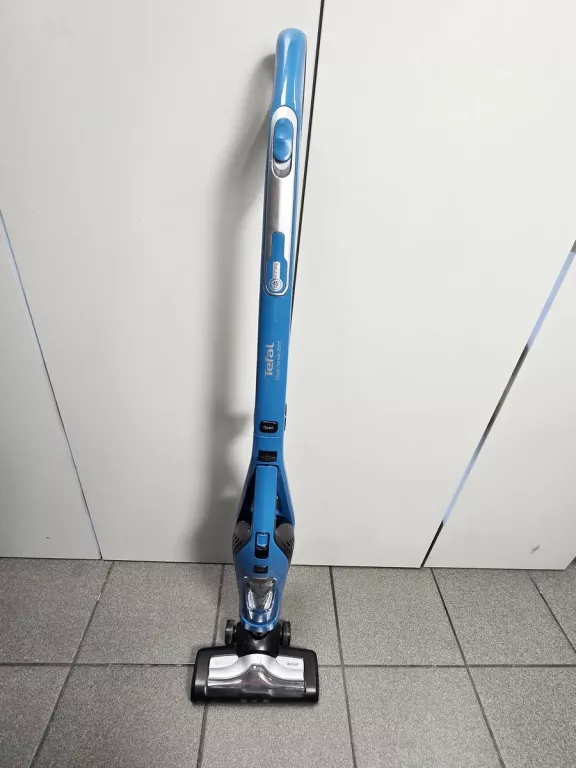 ODKURZACZ PIONOWY TEFAL DUAL FORCE TY6751