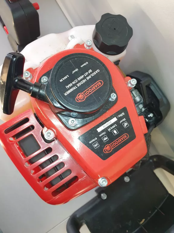 NOŻYCE SPALINOWE OGRODOWE DO ŻYWOPŁOTU BEARFOOT BF-HT-4900