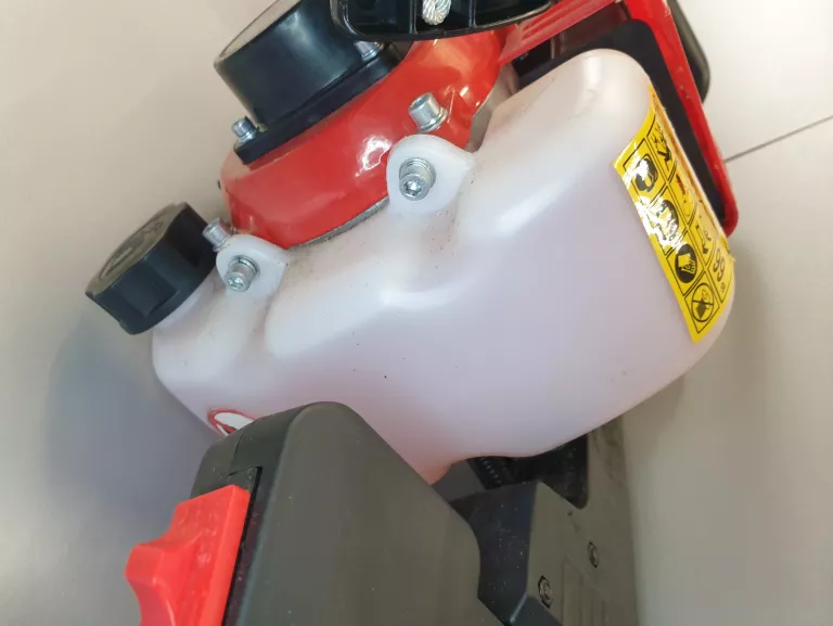 NOŻYCE SPALINOWE OGRODOWE DO ŻYWOPŁOTU BEARFOOT BF-HT-4900