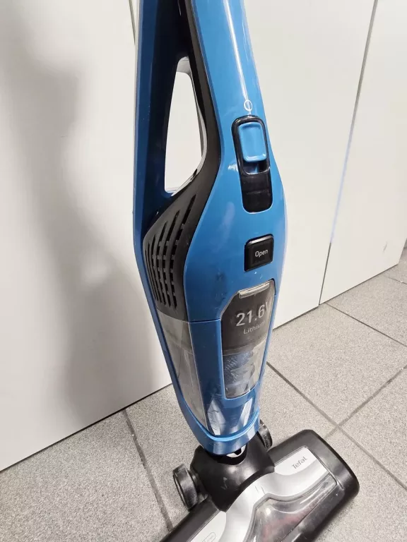 ODKURZACZ PIONOWY TEFAL DUAL FORCE TY6751