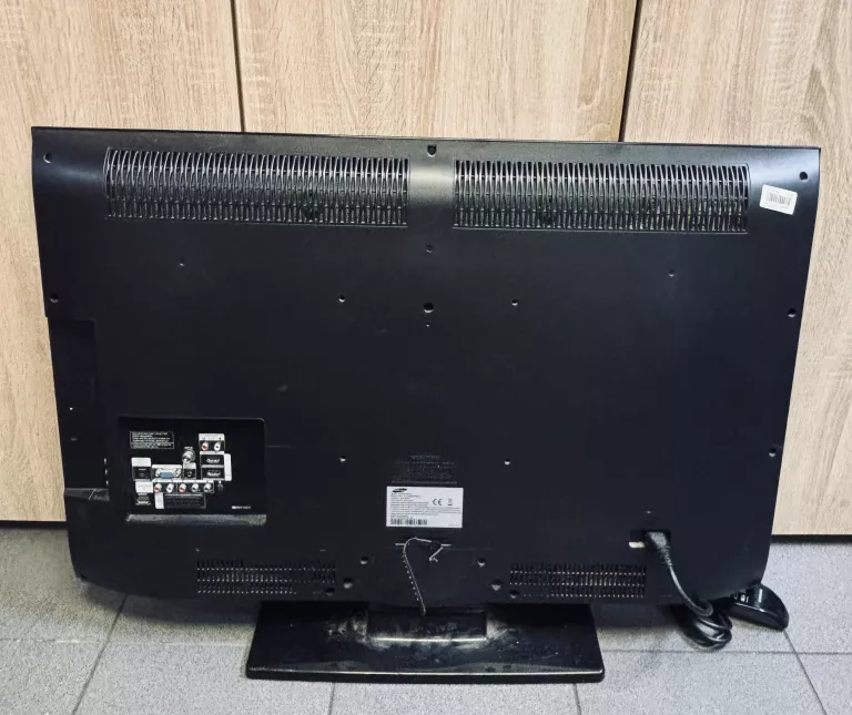 TELEWIZOR SAMSUNG LE32B530P7W + PILOT USZKODZONY