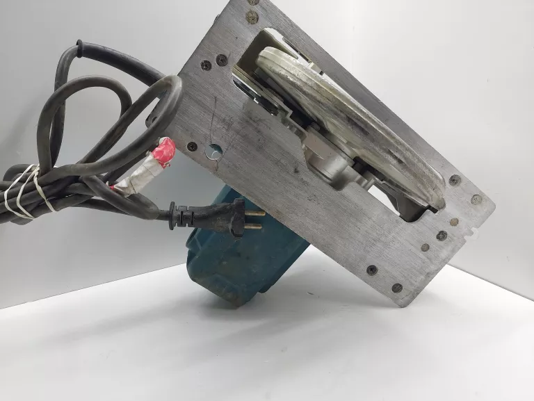 PILARKA TARCZOWA MAKITA HS 7611