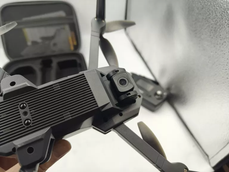 DRON OVERMAX OV-X BEE DRONE 9,5 FOLD OPIS