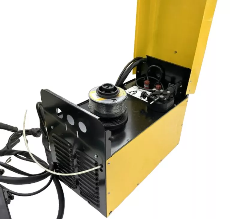 SPAWARKA DECA MIG-MAG DECASTAR 135E