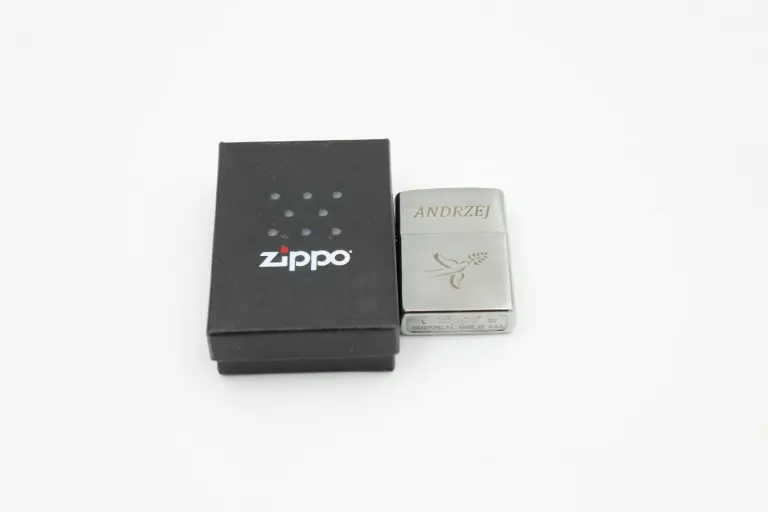 ZAPALNICZKA ZIPPO Z GRAWEREM "ANDRZEJ" / PUDEŁKO