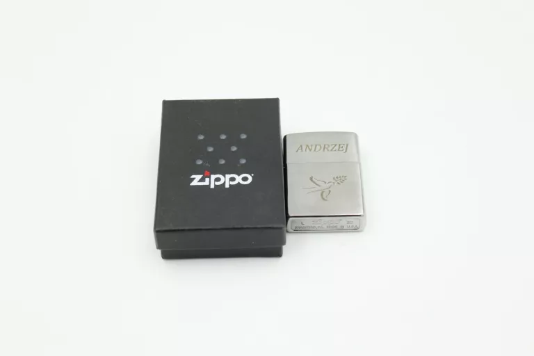 ZAPALNICZKA ZIPPO Z GRAWEREM "ANDRZEJ" / PUDEŁKO