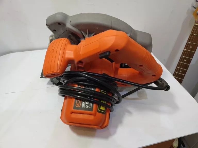 PILARKA BLACK&DECKER 1250W