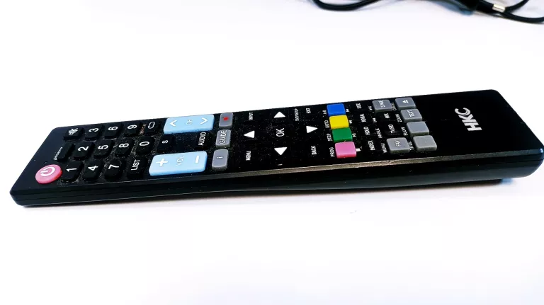TELEWIZOR HKC LED 32C1NHD-T2-EU / 32 CALE / PILOT