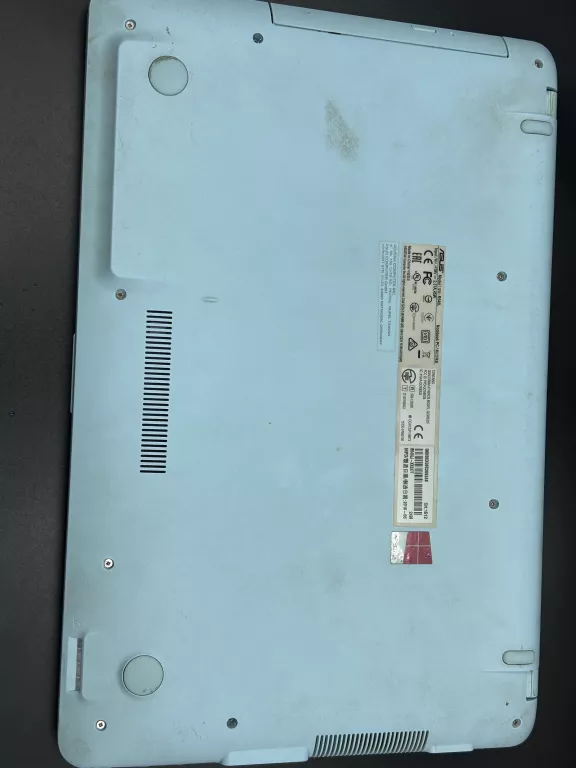LAPTOP ASUS X540L I35005U/ W10/ 8GB RAM /1TB /GRAPHICS 5500 / GEFORCE 920