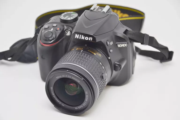 APARAT NIKON D3400 N1510