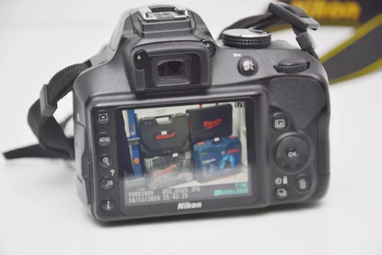 APARAT NIKON D3400 N1510