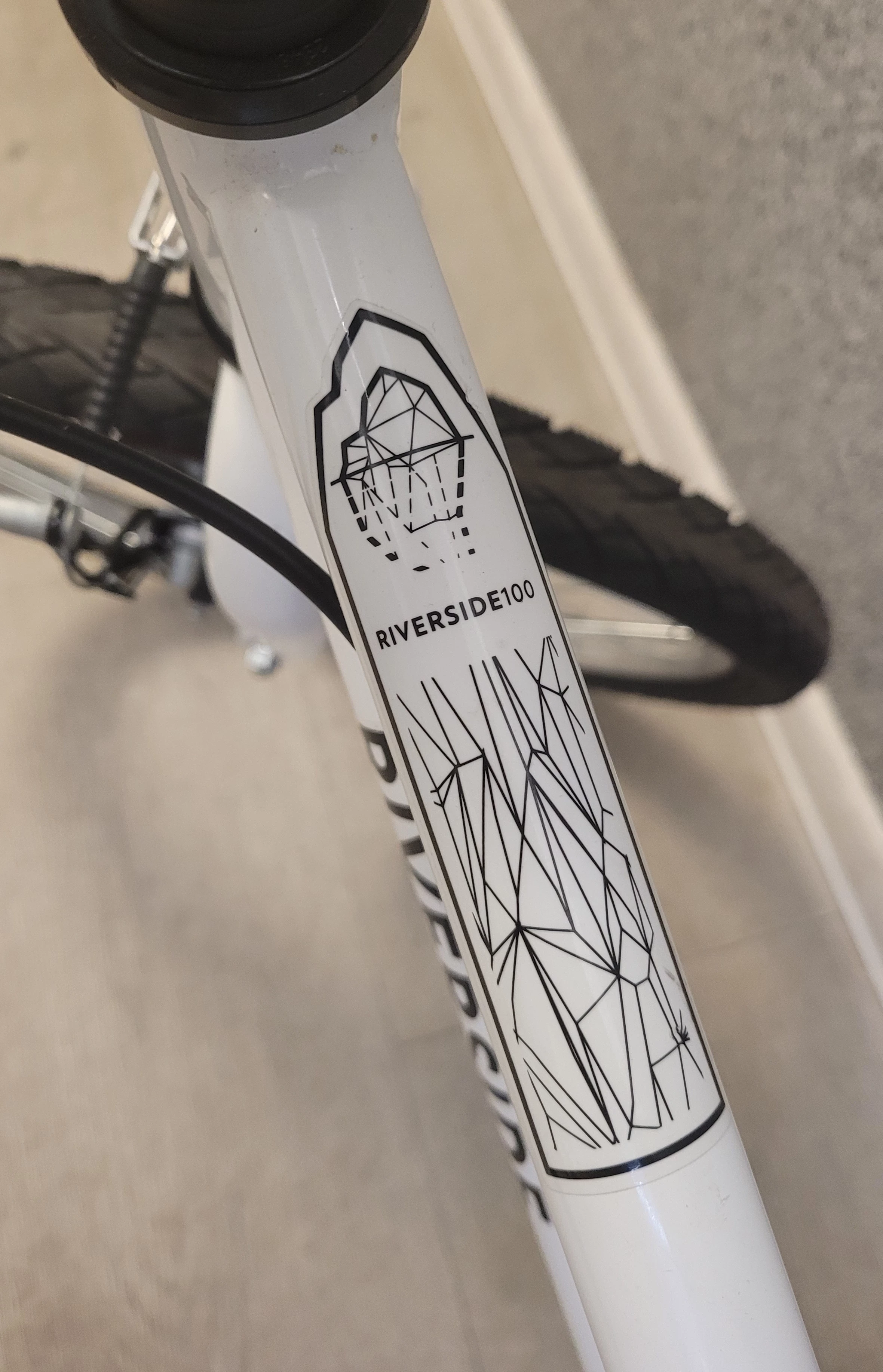 rower-trekkingowy-riverside-100-6-9-lat-20-liczba-biegow-6