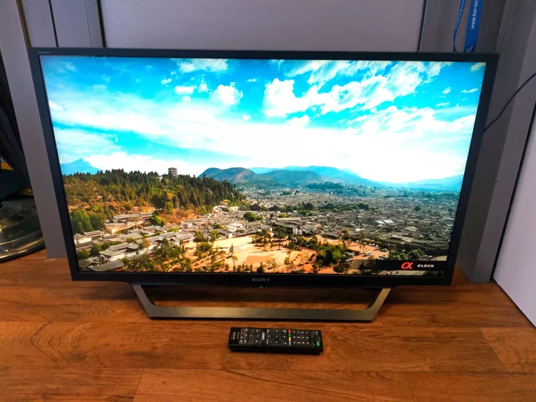 TELEWIZOR LED 32" SONY KDL-32RD430 + PILOT