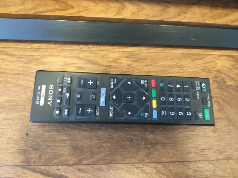 TELEWIZOR LED 32" SONY KDL-32RD430 + PILOT