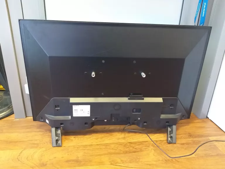 TELEWIZOR LED 32" SONY KDL-32RD430 + PILOT