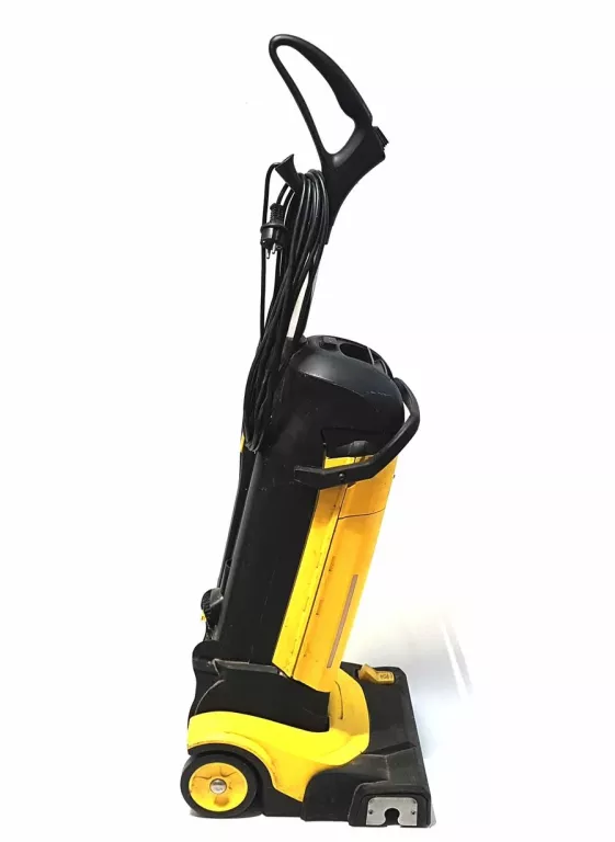 SZOROWARKA DO PODŁÓG KARCHER BR 30/4 C