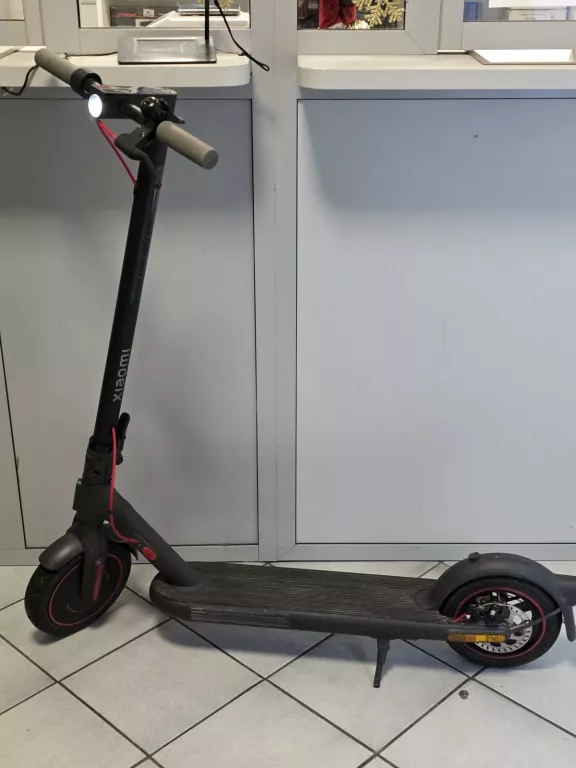 HULAJNOGA XIAOMI SCOOTER 4 PRO GWARANCJA OD 02.2024 WROCŁAW