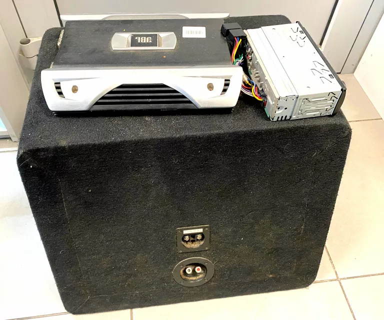 WZMACNIACZ JBL GTO 3501 / SKRZYNIA TUBA BASSOWA JBL GTO 1204BR / SONY DSX-