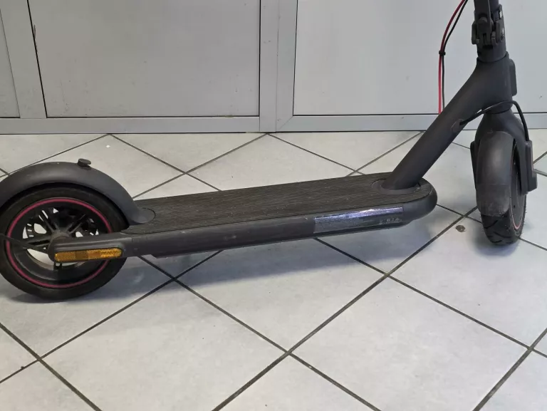 HULAJNOGA XIAOMI SCOOTER 4 PRO GWARANCJA OD 02.2024 WROCŁAW