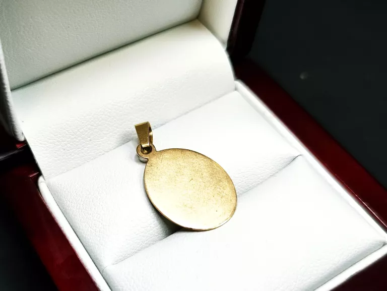 ZŁOTA ZAWIESZKA MATKA BOSKA 1,75G 583