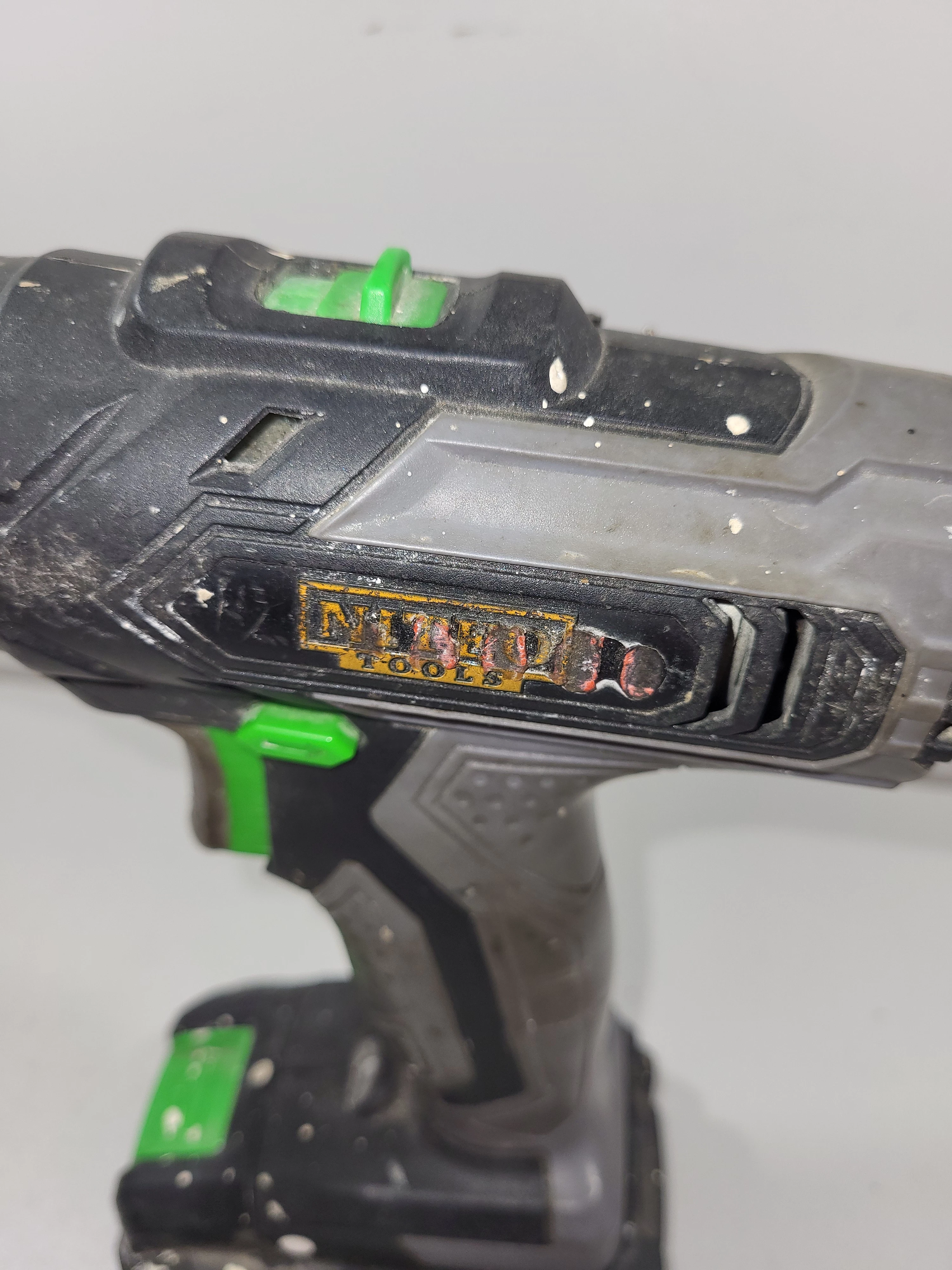 wkretarka-akumulatorowa-niteo-job-yft51-20a-20v-pojemnosc-akumulatora-200