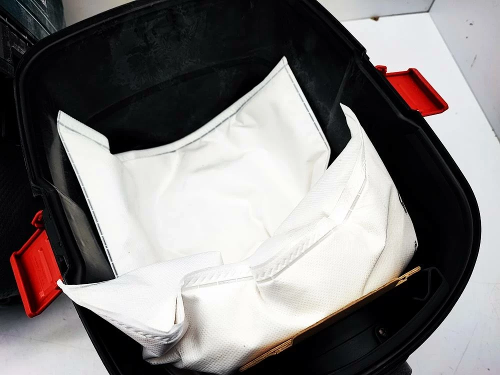 odkurzacz-przemyslowy-bosh-gas-15-napiecie-zasilania-23000