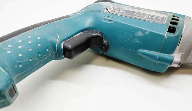 WKRĘTARKA DO REGIPSÓW MAKITA FS6300