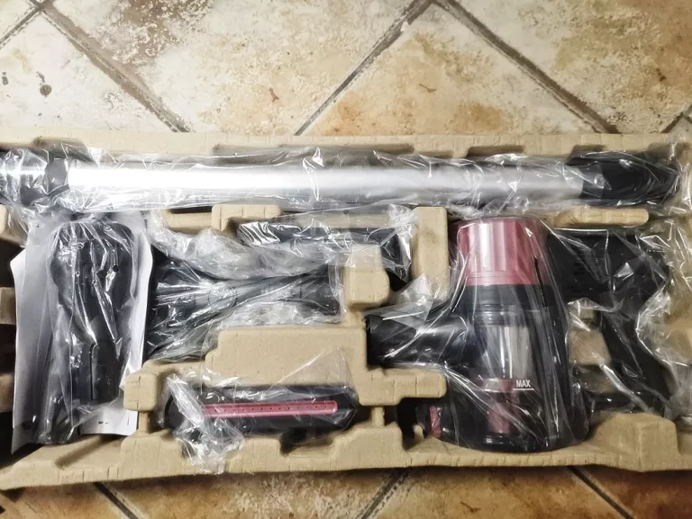 ODKURZACZ PIONOWY HOFFEN RVC-4466 CZARNY