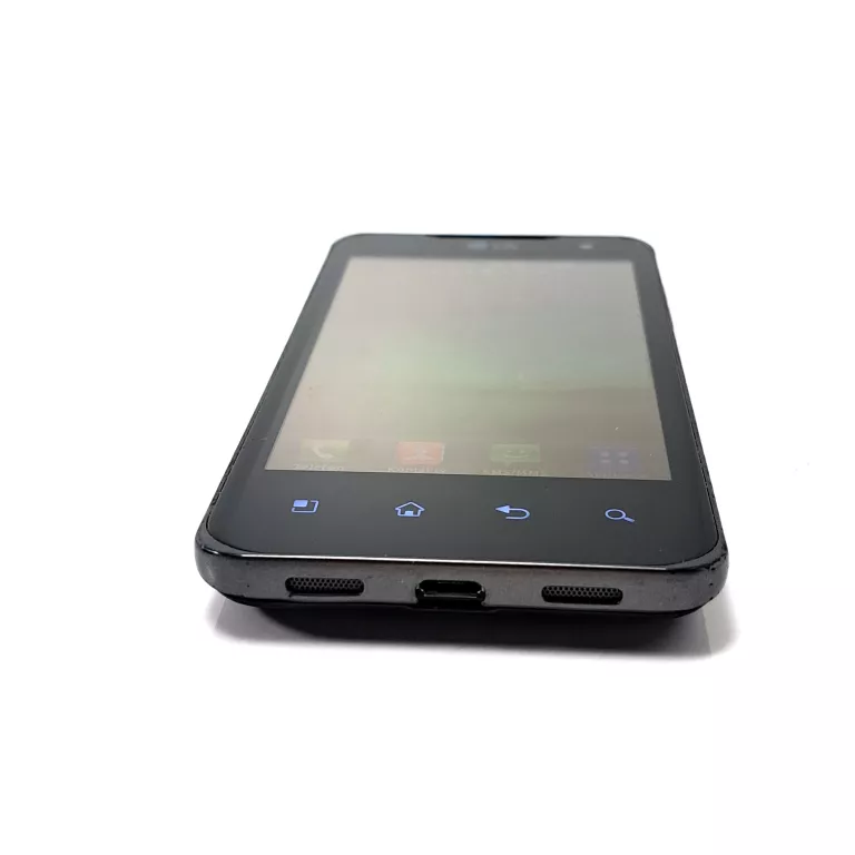 TELEFON LG P990 4,0' 1500MAH 512MB RAM