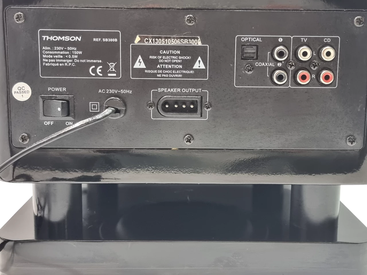 thomson-soundbar-z-subwooferem-sb300b-bluetooth-kod-producenta-sb300b