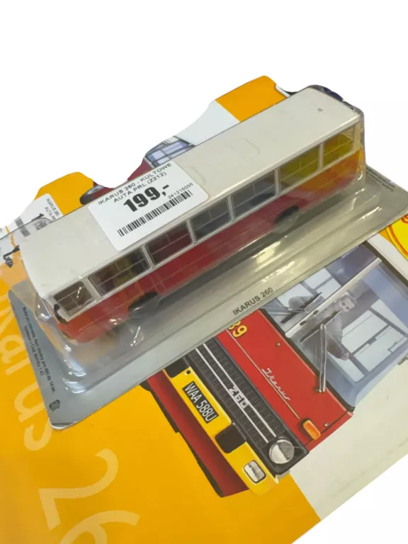 IKARUS 260 - KULTOWE AUTA PRL (Z212) 1:72