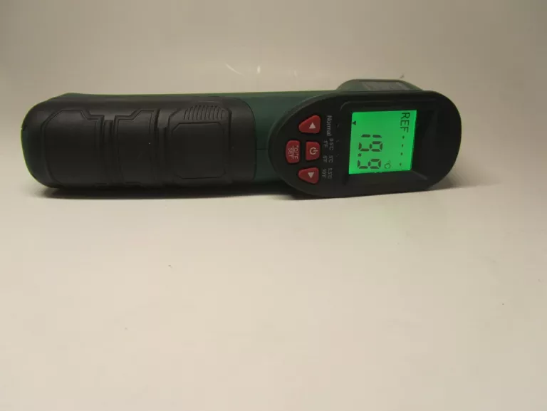 TERMOMETR BEZDOTYKOWY LASEROWY PARKSIDE HG05546