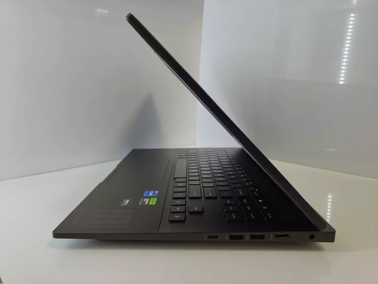 LAPTOP HP OMEN 16-WD0220NW I7-13620H/16RAM/1TB SSD/ RTX4060