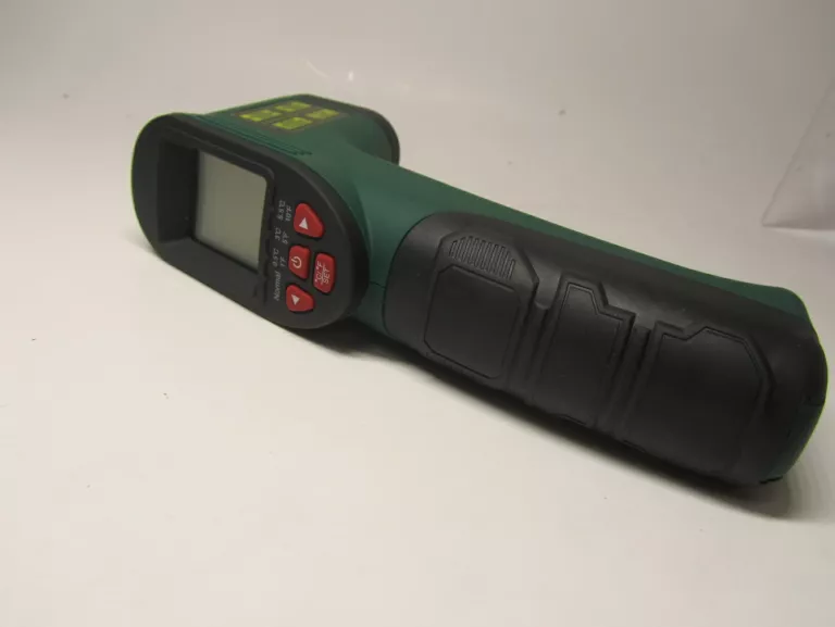 TERMOMETR BEZDOTYKOWY LASEROWY PARKSIDE HG05546