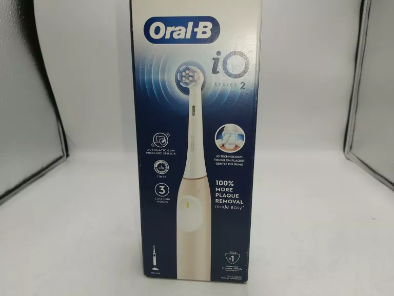 SZCZOTECZKA MAGNETYCZNA ORAL-B IO SERIES 2