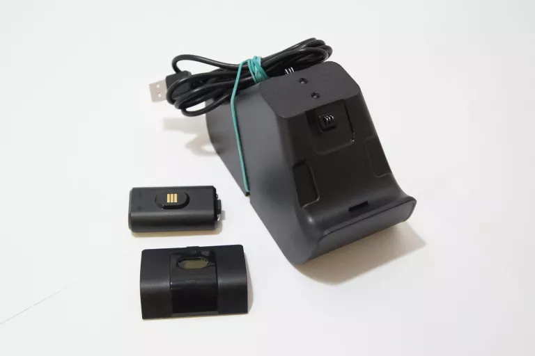 ŁADOWARKA DO PADÓW XBOX SERIES X/S