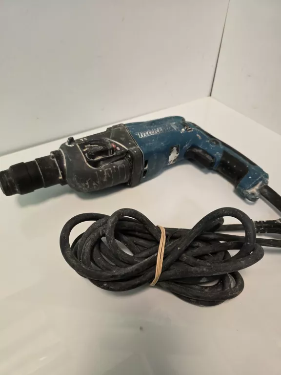 MŁOTOWIERTARKA MAKITA HR2460