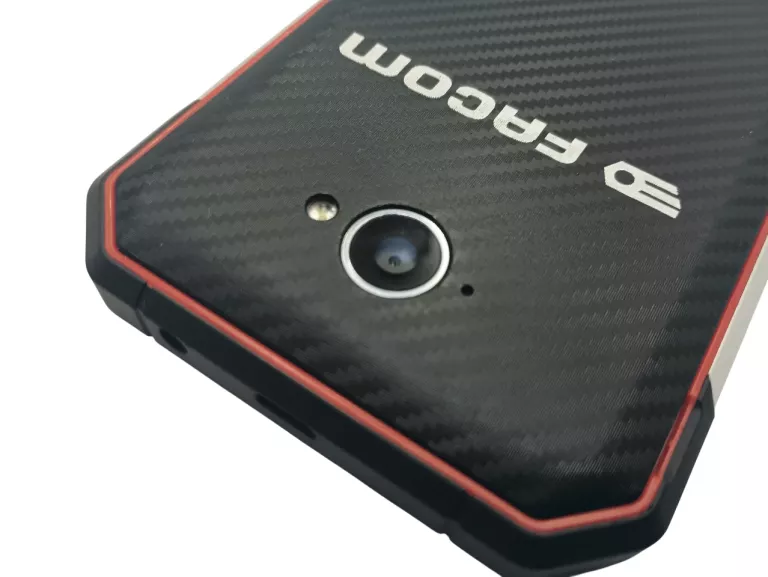 TELEFON FACOM F400 4,7" 2 GB / 16 GB 3000MAH WODOODPORNY