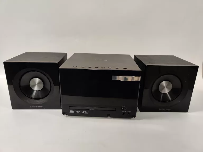MINI WIEŻA SAMSUNG MM-D320 + GŁOSNIKI