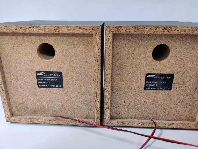 MINI WIEŻA SAMSUNG MM-D320 + GŁOSNIKI
