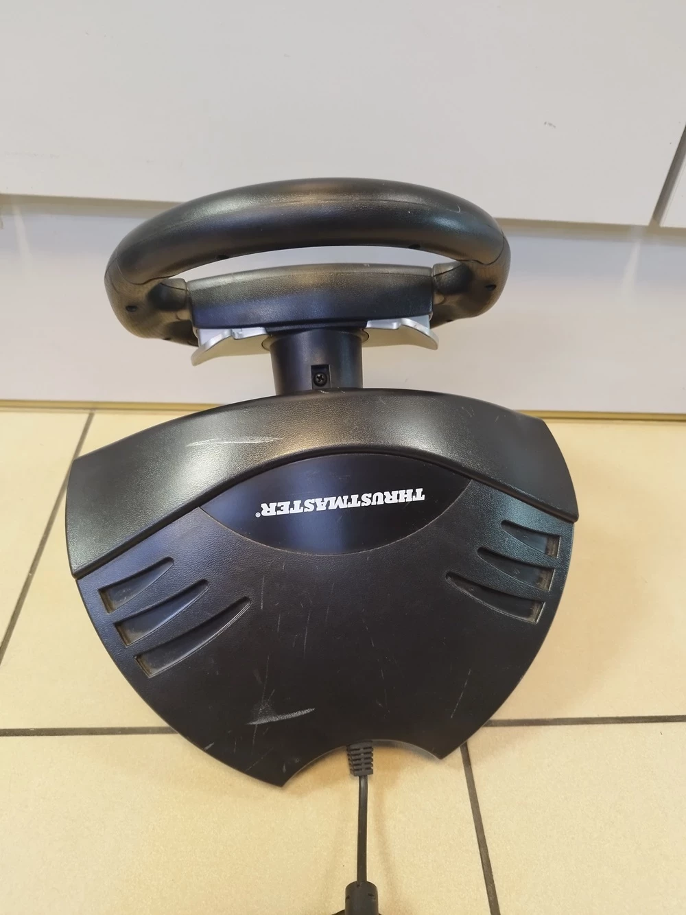 kierownica-thrustmaster-gt-2-in-1-force-feedback-kod-producenta-4160823