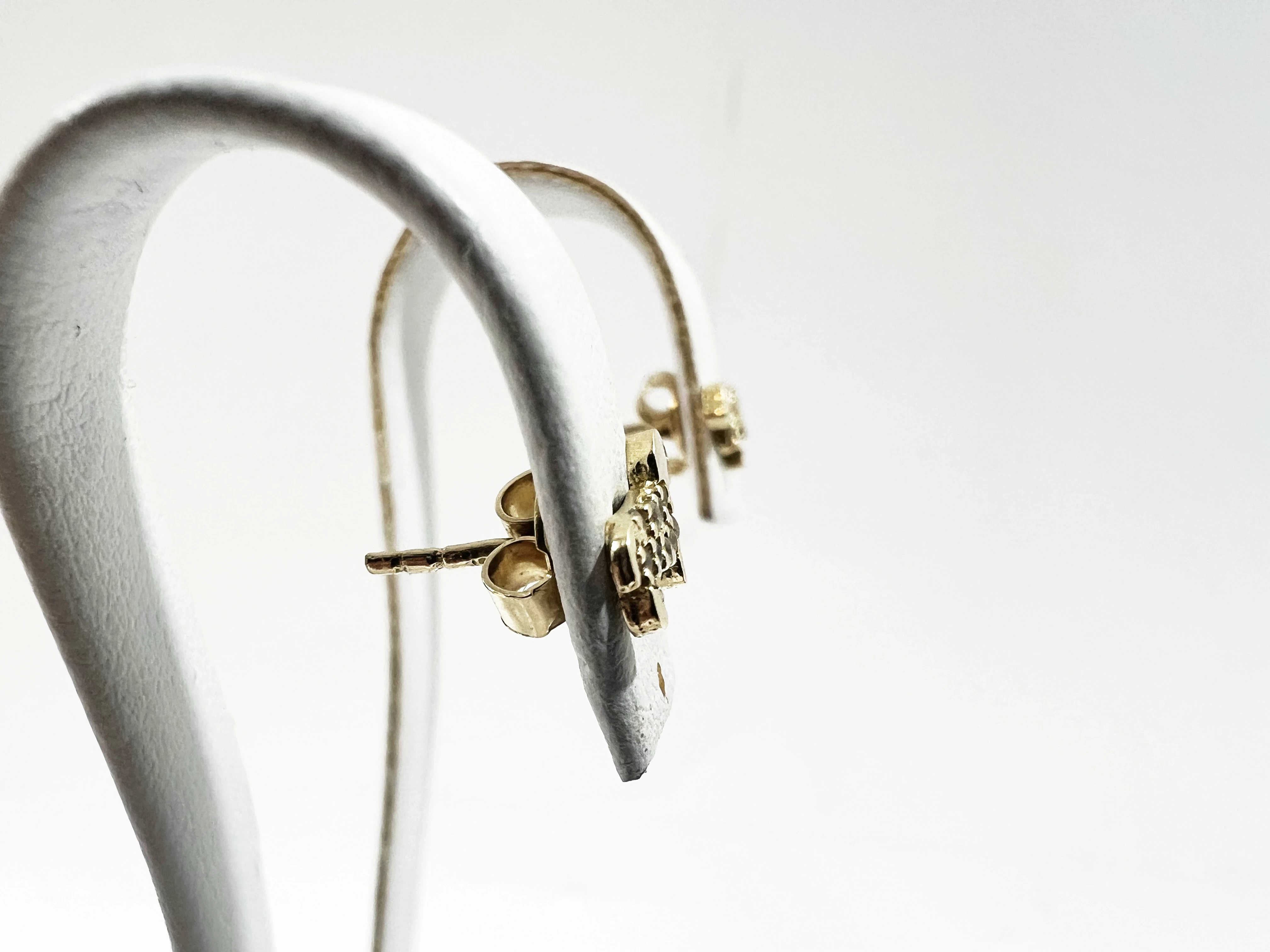 piekne-kolczyki-jaminiczki-sztyft-585-096g-marka-226434-1704211