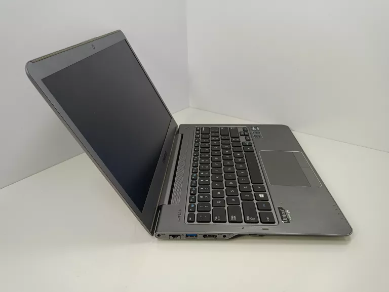 LAPTOP NOTEBOOK SAMSUNG NP530U3C I5 8/512GB